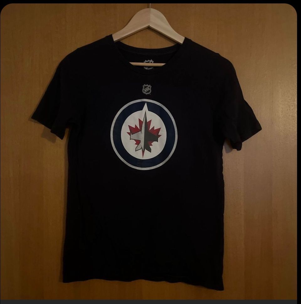 Winnipeg jets t-paita