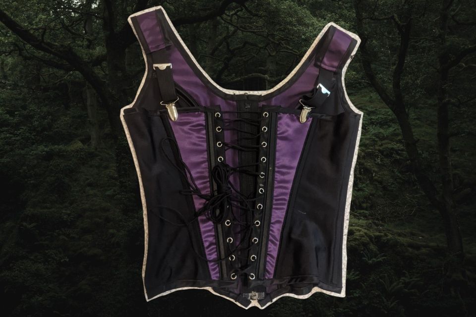 Purple corset with zipper