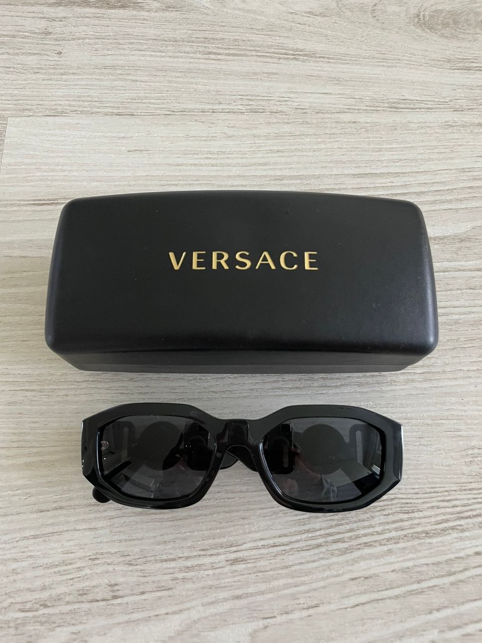 Versace biggie aurinkolasit