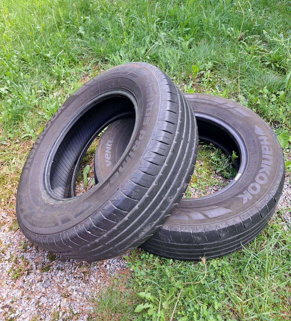 2 x Hankook 215/ 70R16/ 100H kesärenkaat