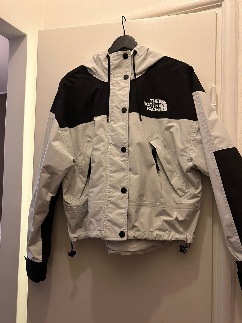 The North Face takki