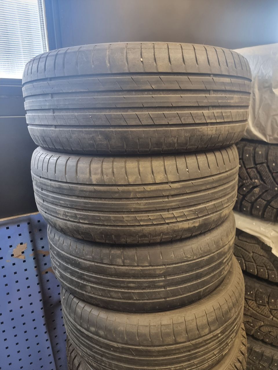 205/55r16 Goodyear