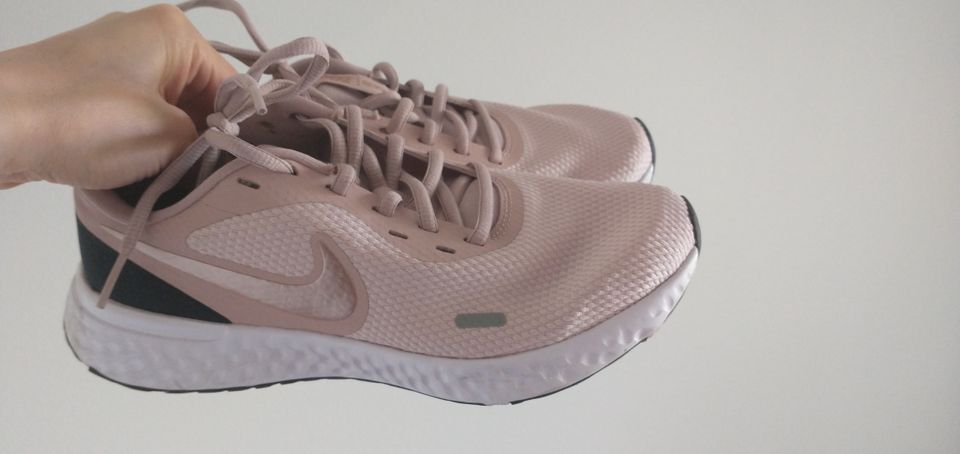 NIKE juoksukengät koko 37,5