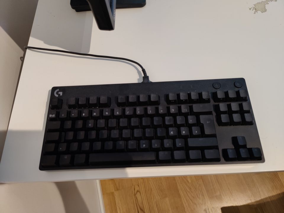 Logitech G Pro pelinäppäimistö