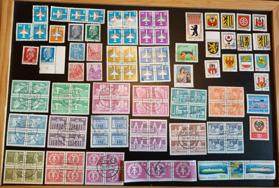 DDR postimerkkejä 80 erilaista