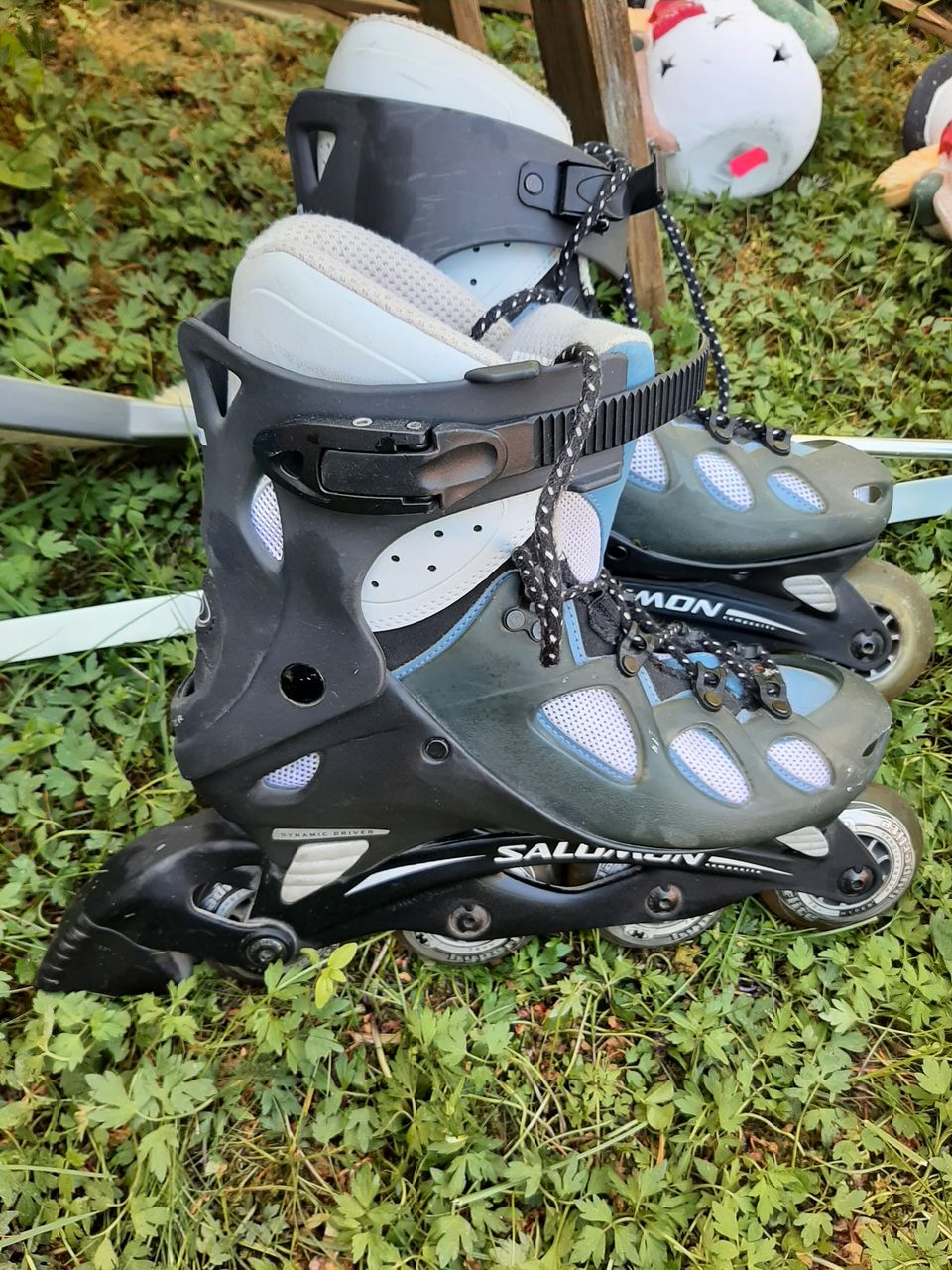 Salomon rullaluistimet 39+