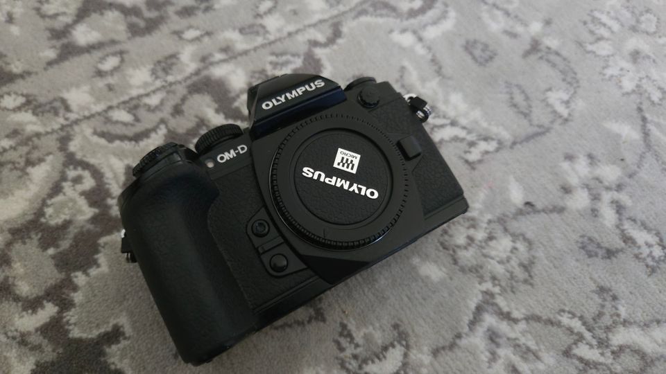 Olympus om-d e-m1