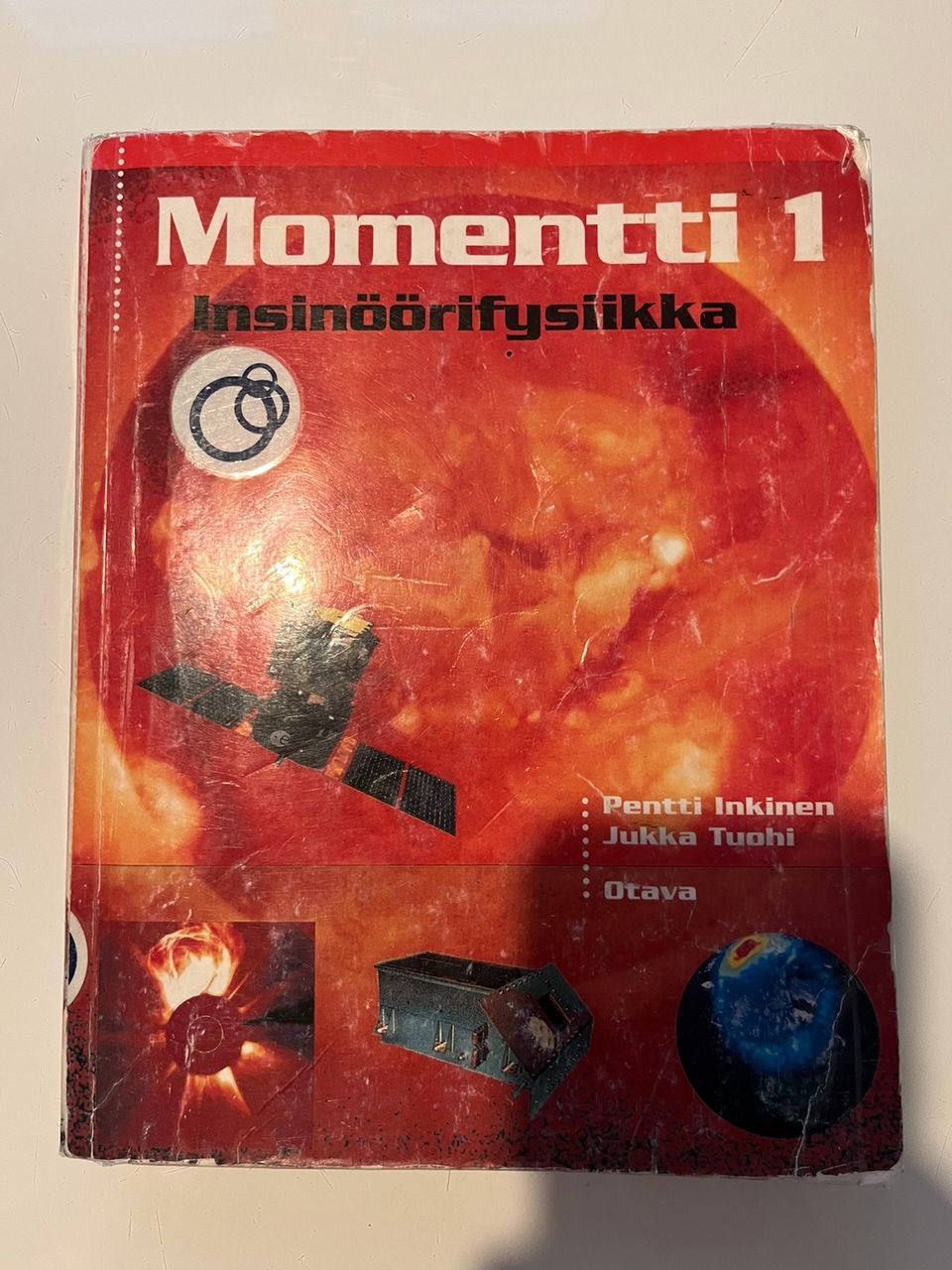 Momentti 1