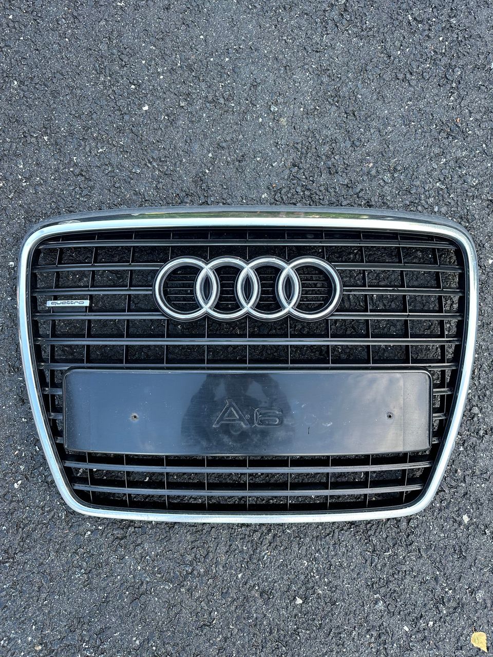 Audi A6 S-Line maski