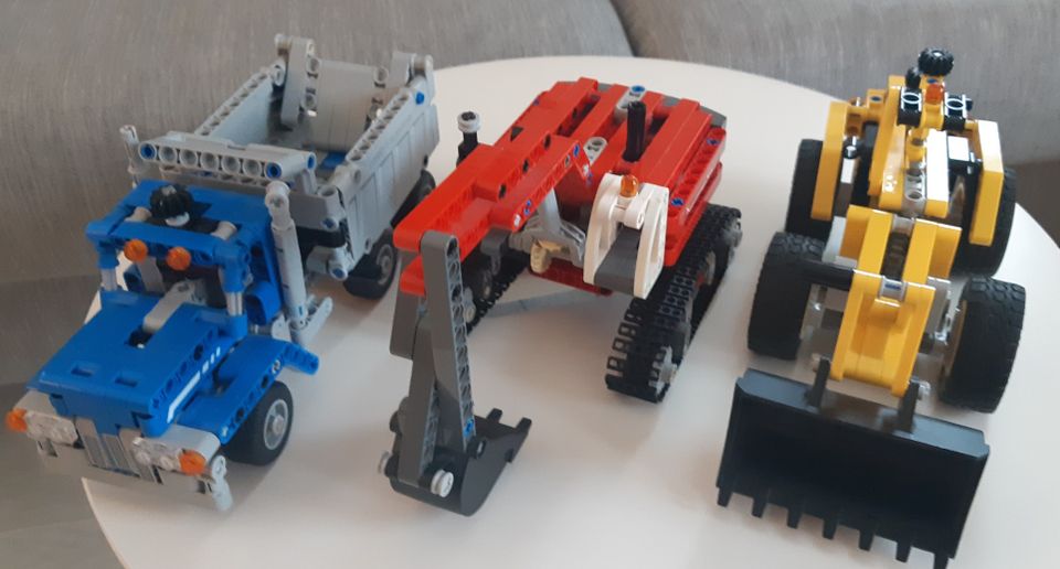 Lego technic 42023 3in1: kuormuri, Kaivuri ja linkkutraktori