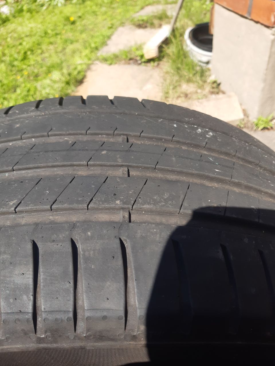 Kesärenkaat Pirelli Cinturato P7 235/45/18" 2kpl