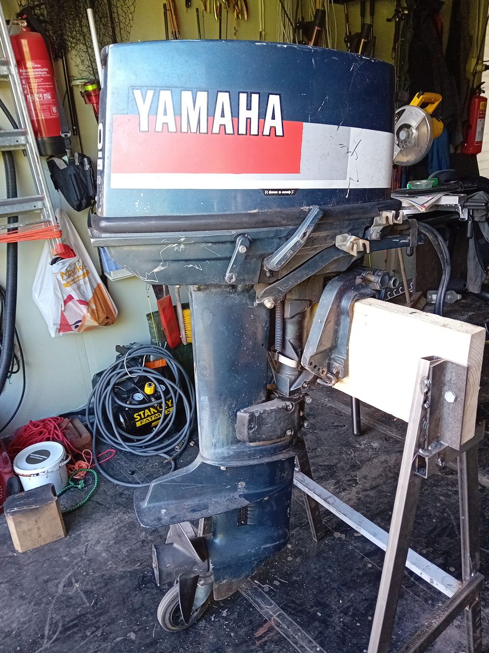 Perämoottori Yamaha 30