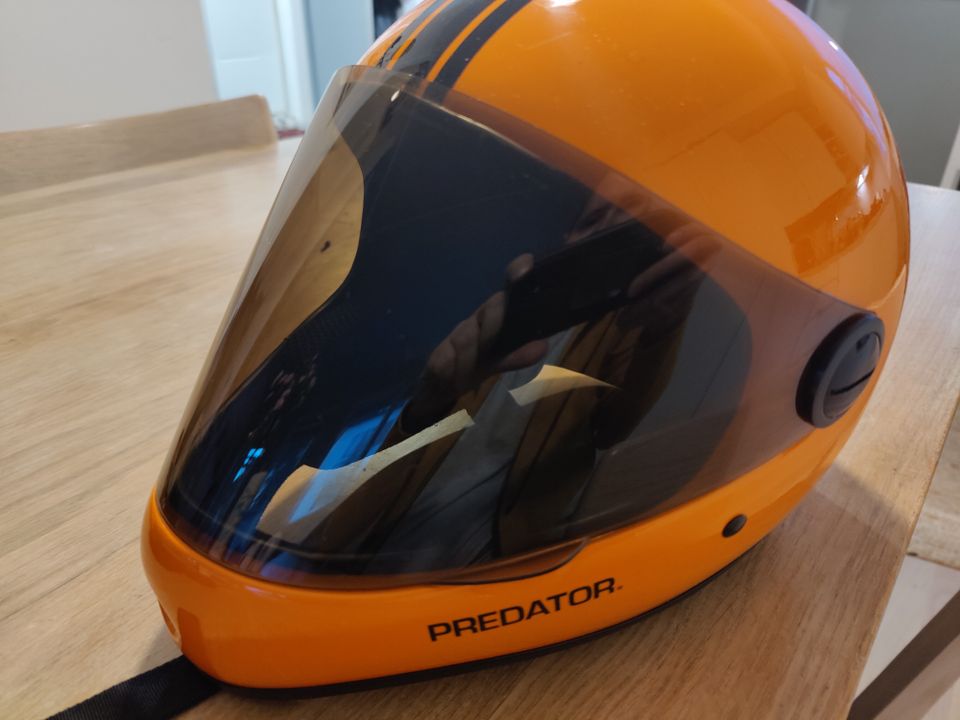 Predator DH6-XG downhill helmet fullface kypärä