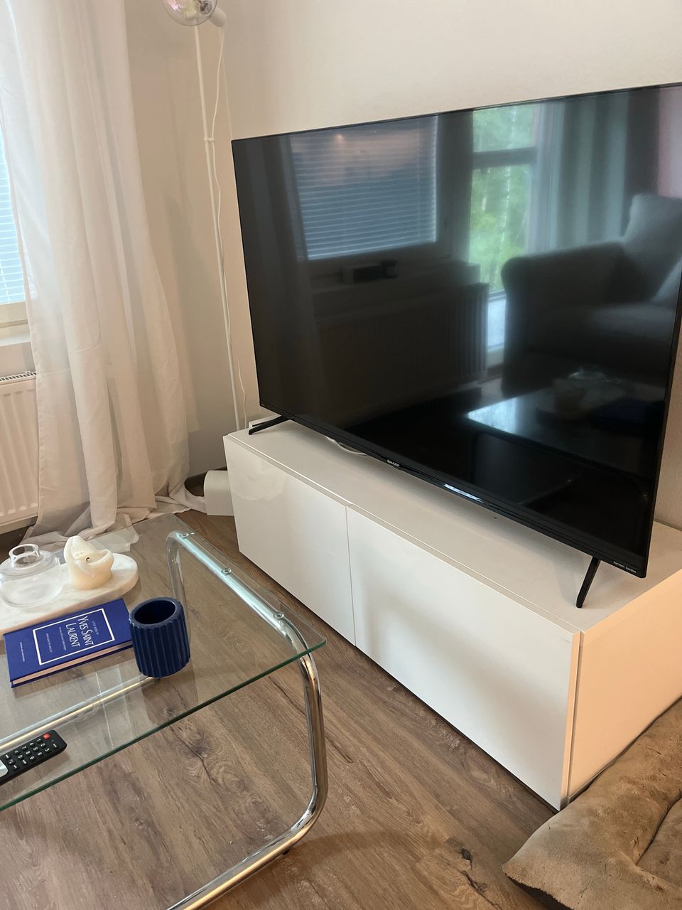 Ikea bestå tv taso (ovh. 110€)