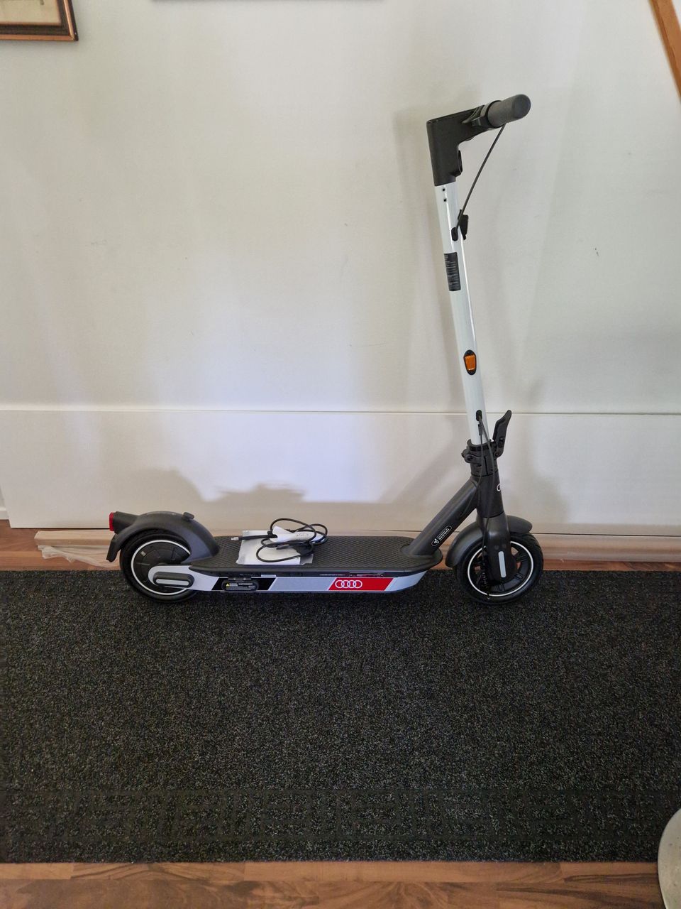 Audi sähköskuutti - Powered by Segway