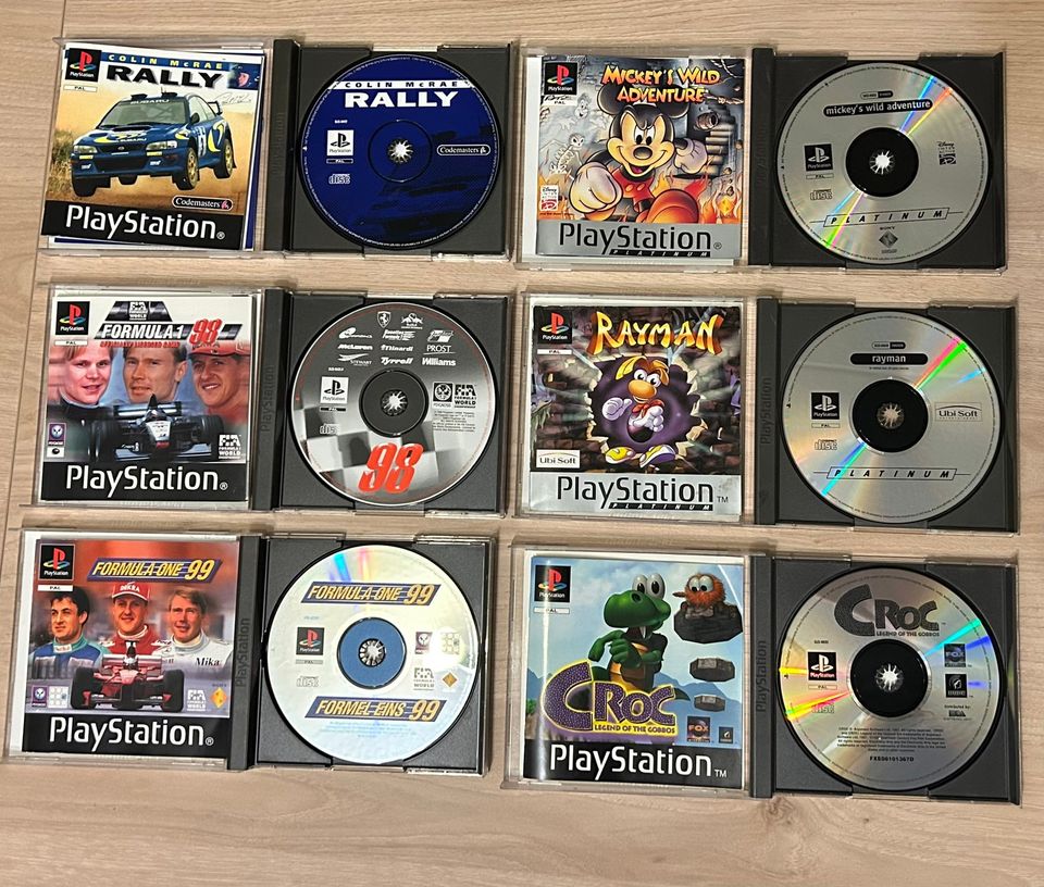 Ps1 pelipaketti - kaikissa ohjeet mukana (CIB)