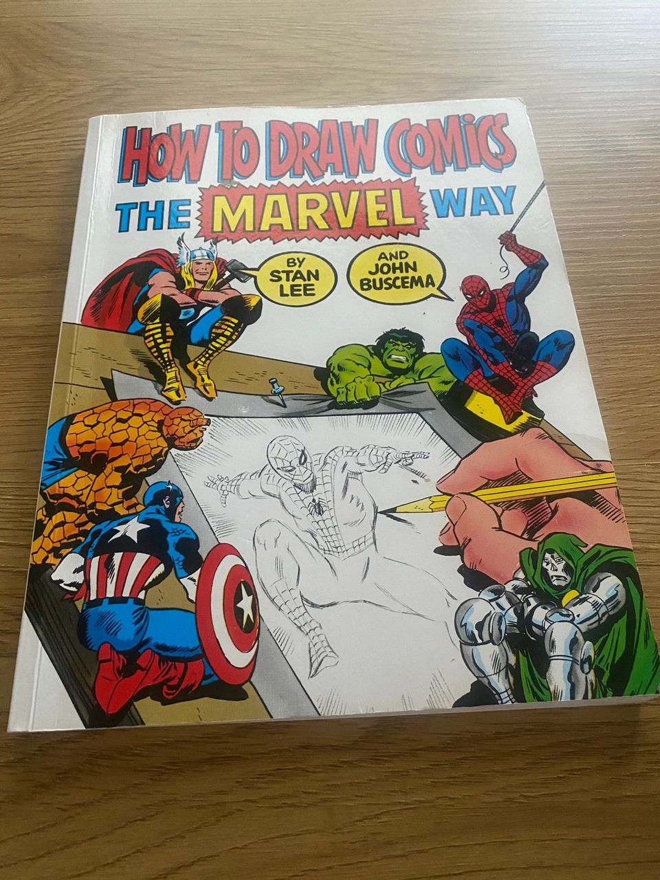 Marvel piirutus kirja how to draw comics the marvel way