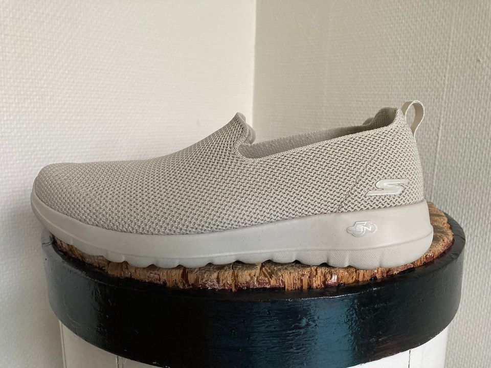 Skechers kengät