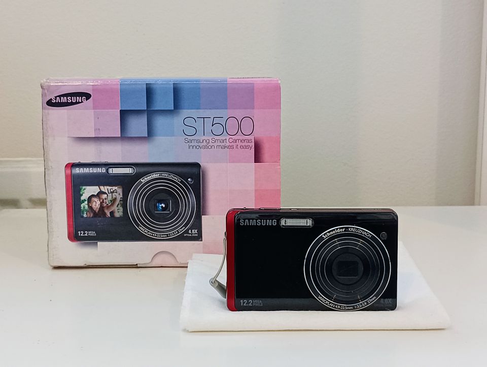 Samsung ST500 digikamera