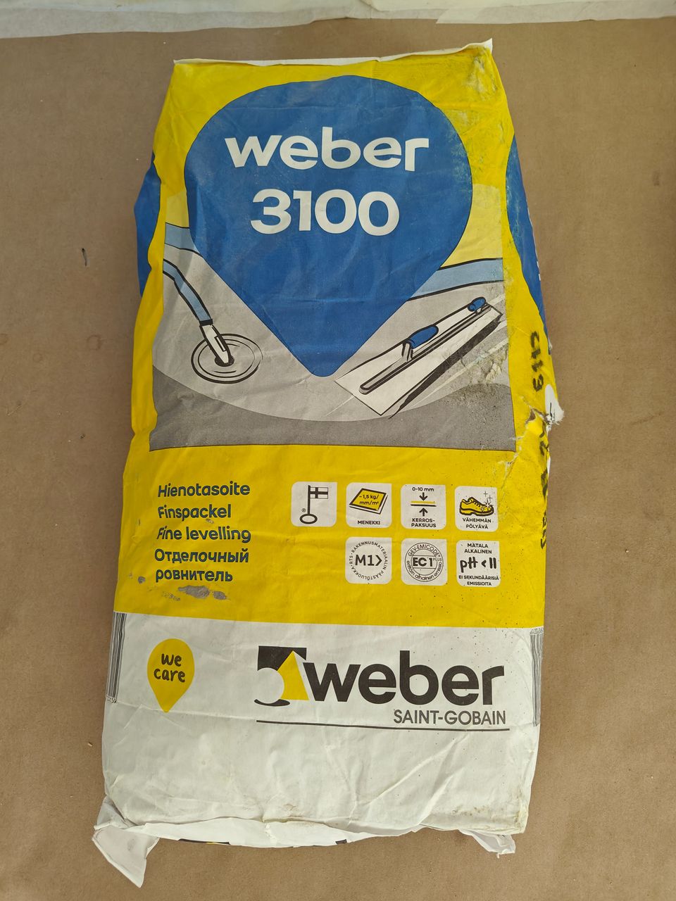 Weber 3100 hienotasoite