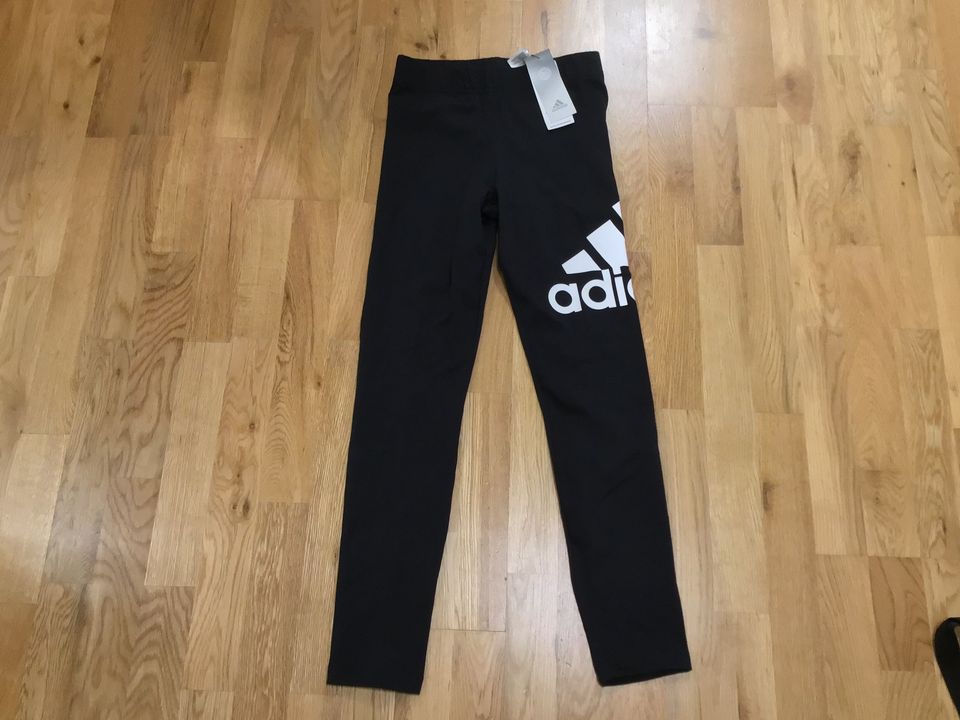 Adidas uudet legginsit koko 164cm