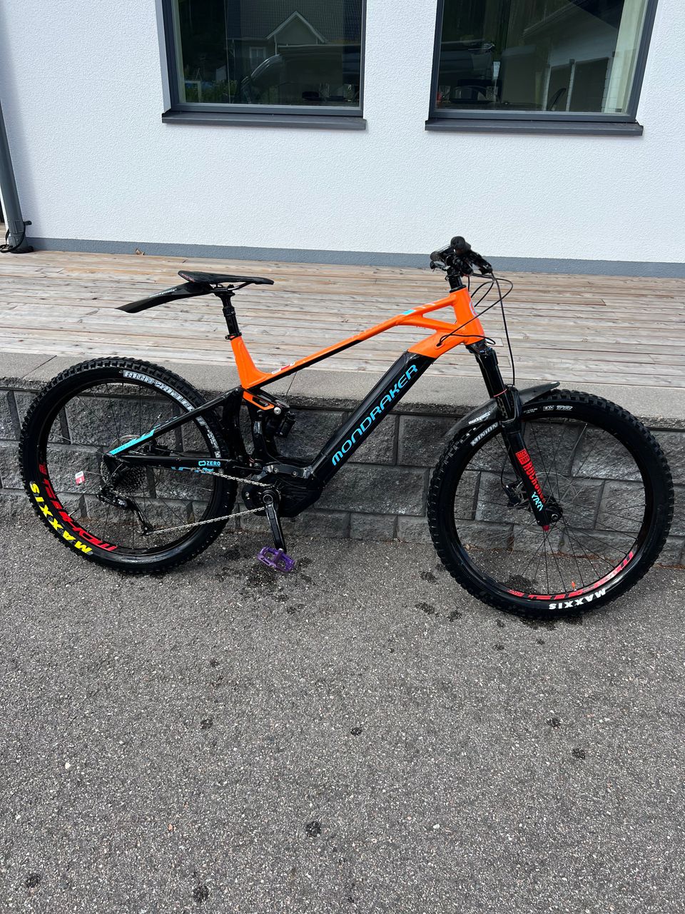 Mondraker Crafty RR (XL-koko/21”)