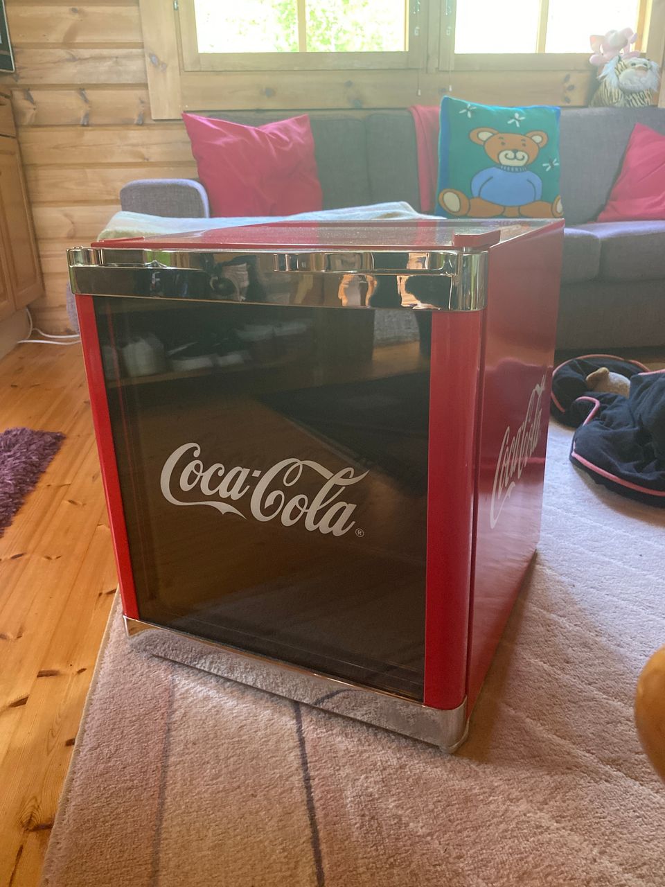 Coca-Cola CoolCube-minijääkaappi