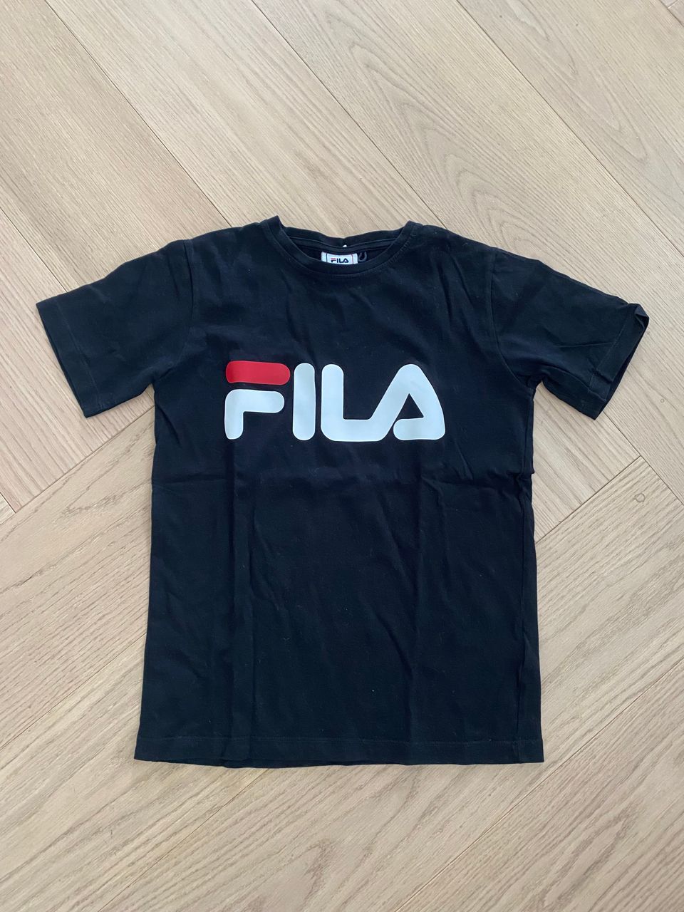 Fila t-paita, 146-152