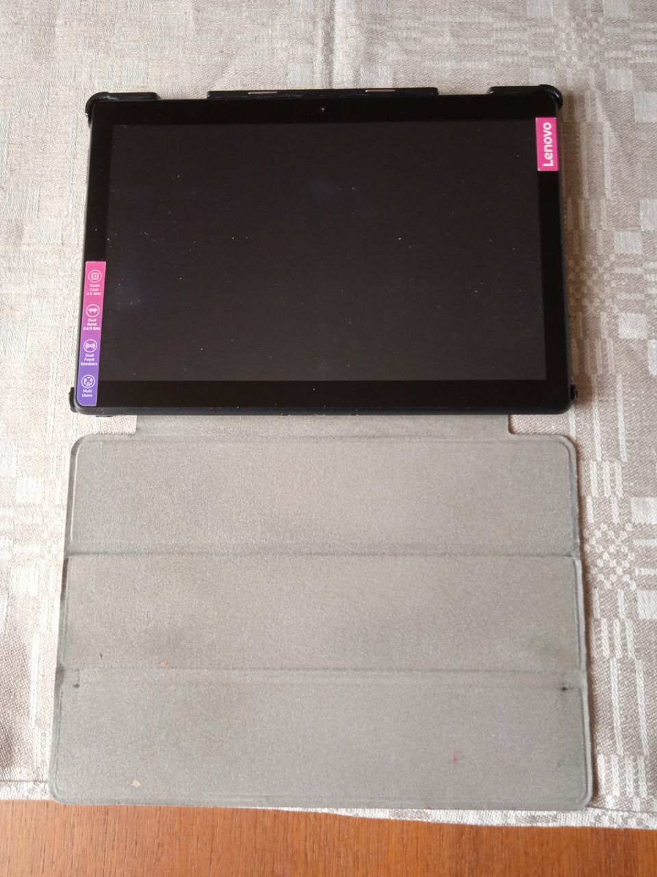 Lenovo TB-X505L Tabletti