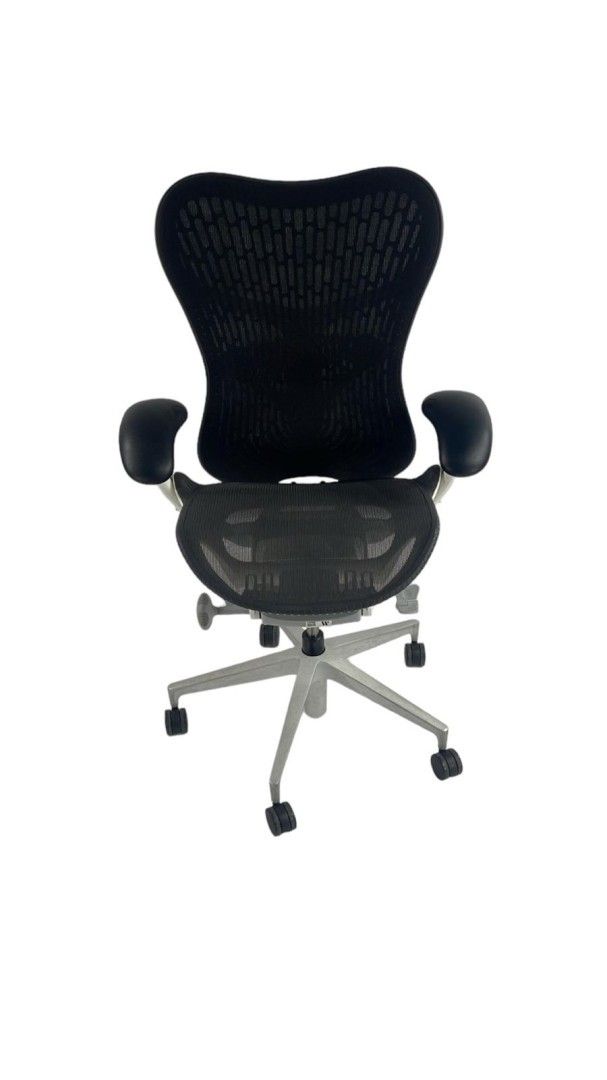 Herman Miller Mirra 2 Butterfly Studio Full Option