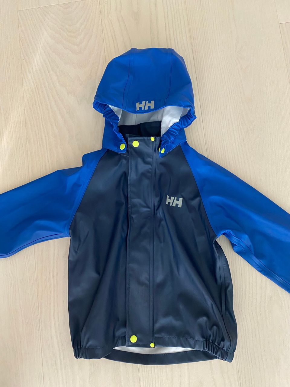 Helly Hansen sadetakki, koko 110