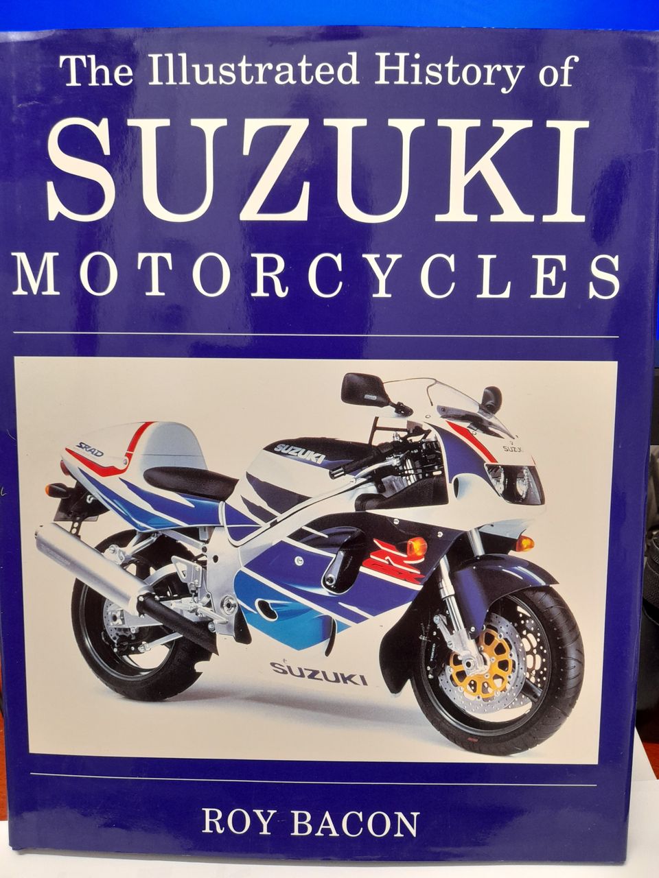 Suzuki History Kirja