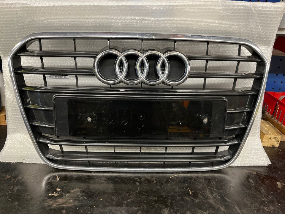 Audi A6 c7 maski