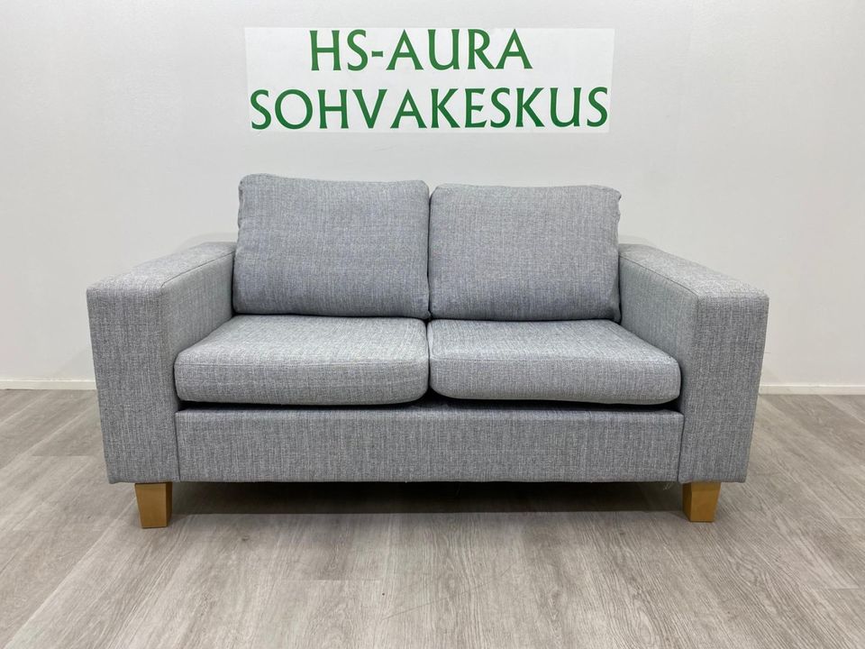 Harmaa 2 Istuttava sohva 155 × 85