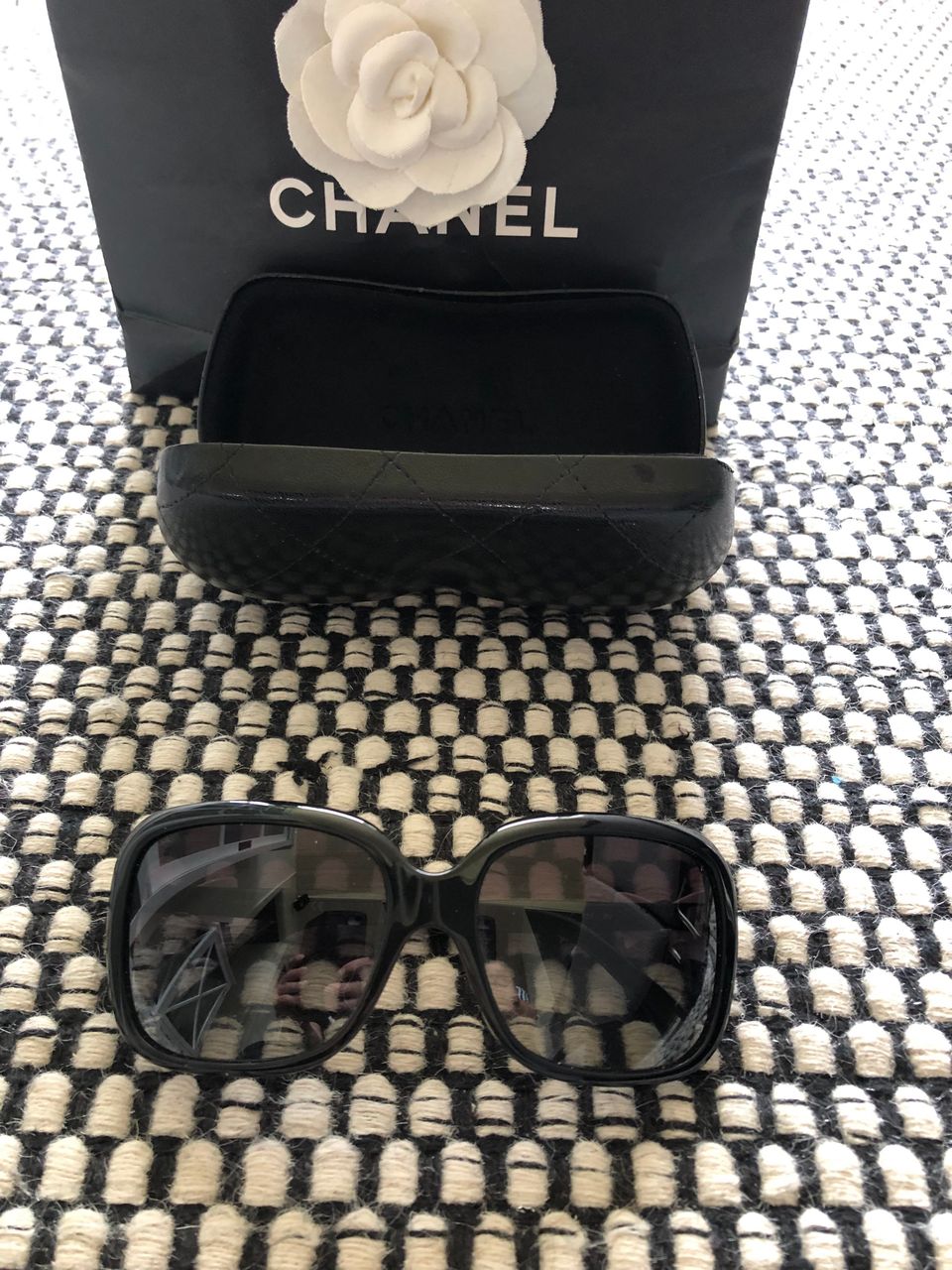 Chanel aurinkolasit