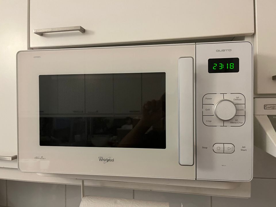 Whirlpool Microwave