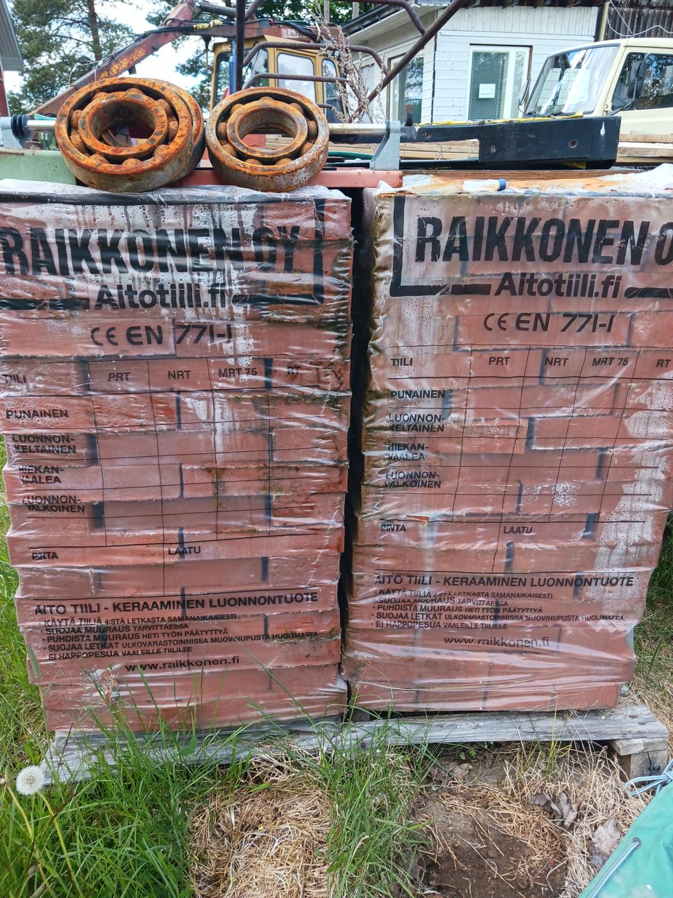 Raikkosen tiiliä  0,70 ekpl