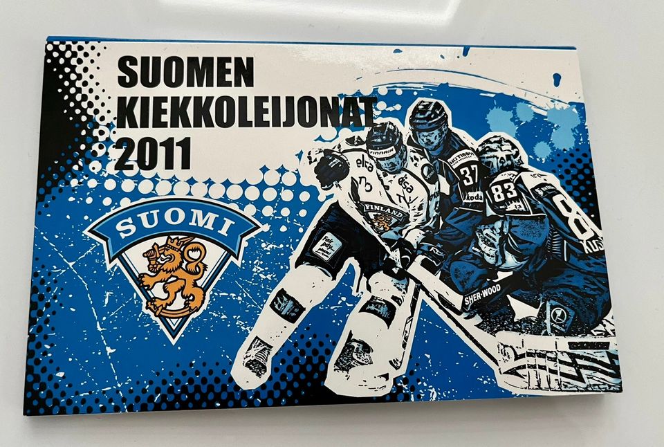 Suomen kiekkoleijonat 2011 -keräilyharkko