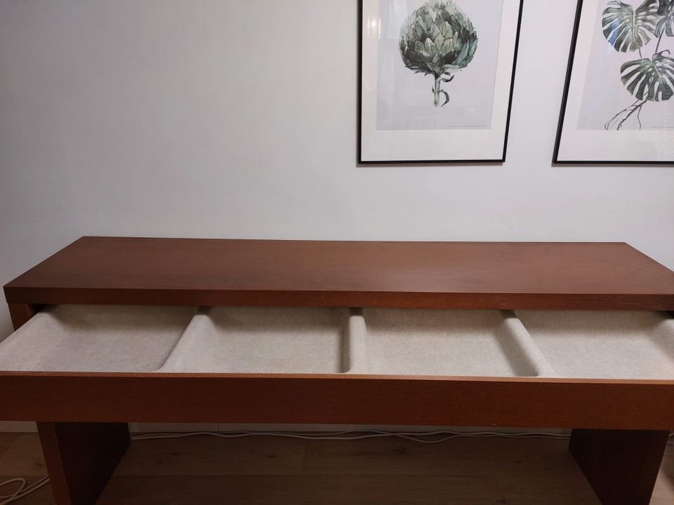 Ikea malm kampauspöytä
