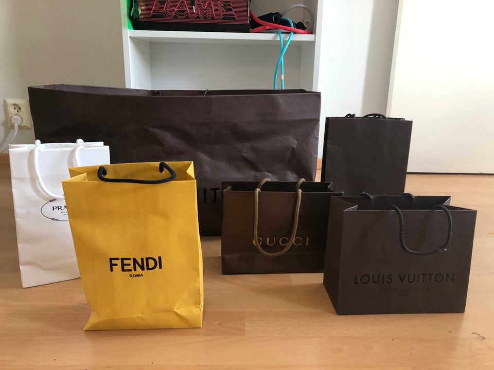 Louis Vuitton Gucci Prada Fendi