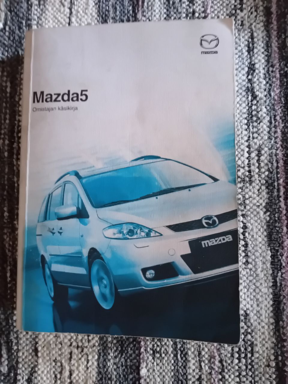 Mazda 5 auton käsikirja