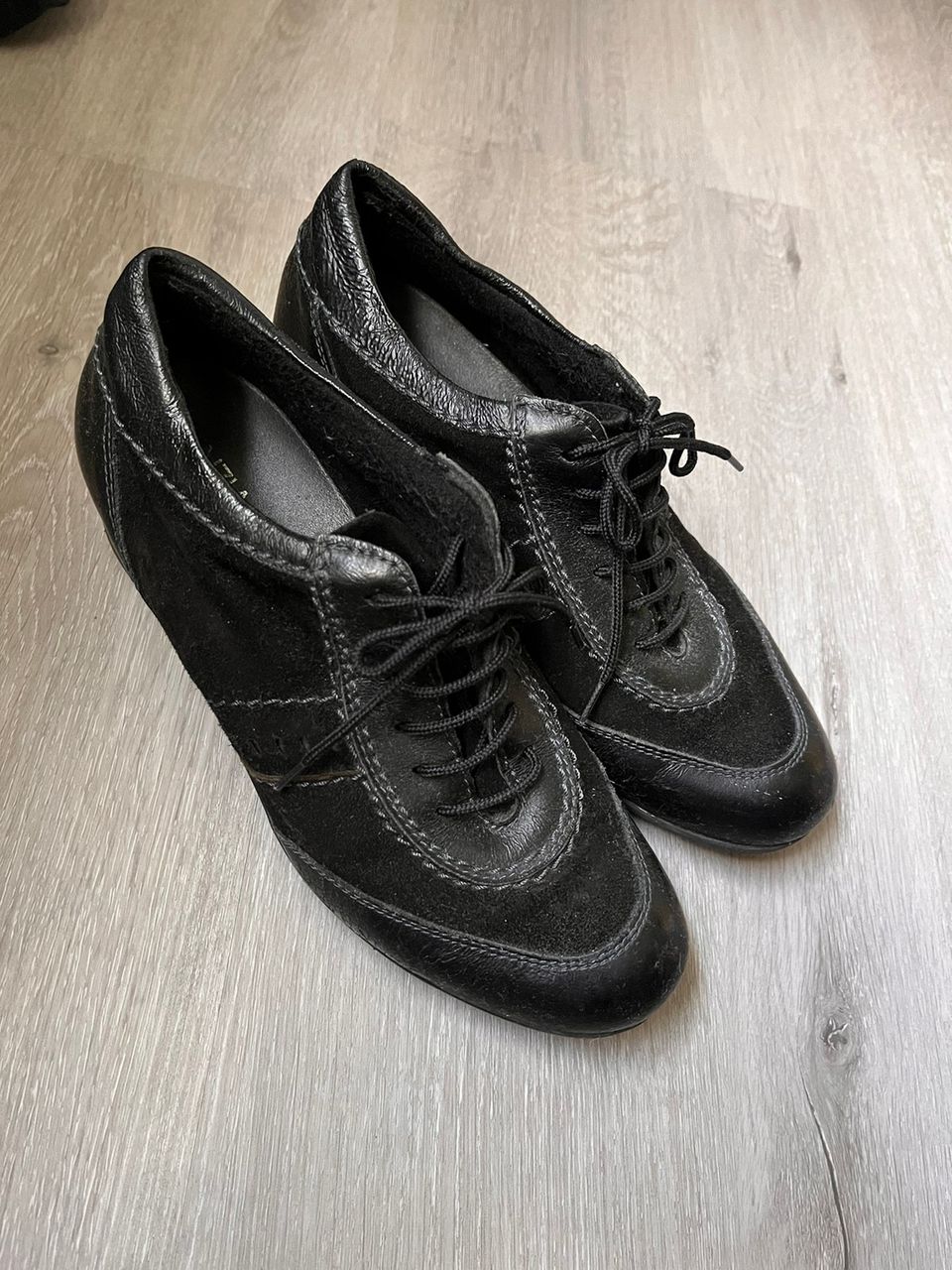 Vera Pelle kengät