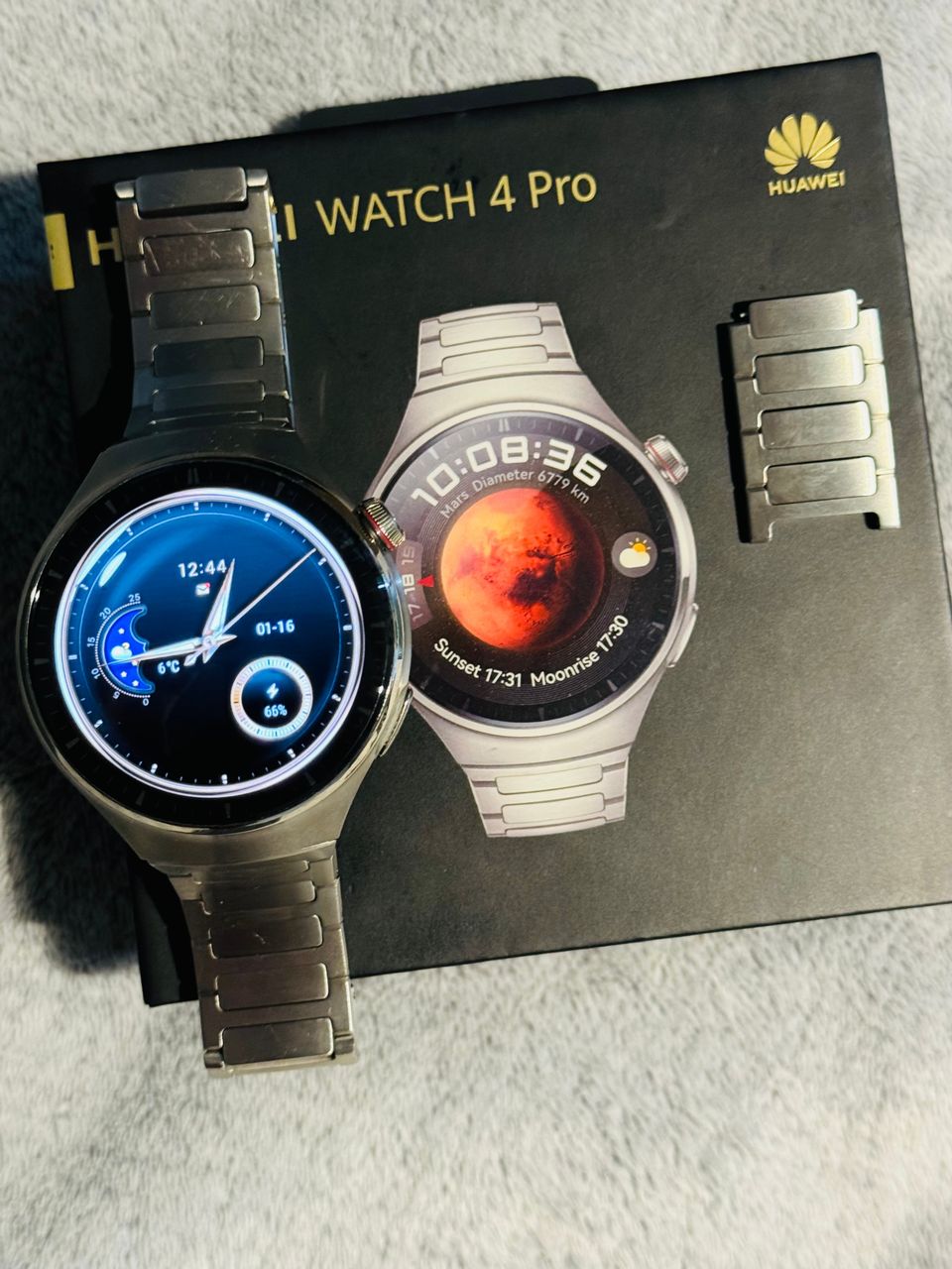 Watch 4 Pro Titanium