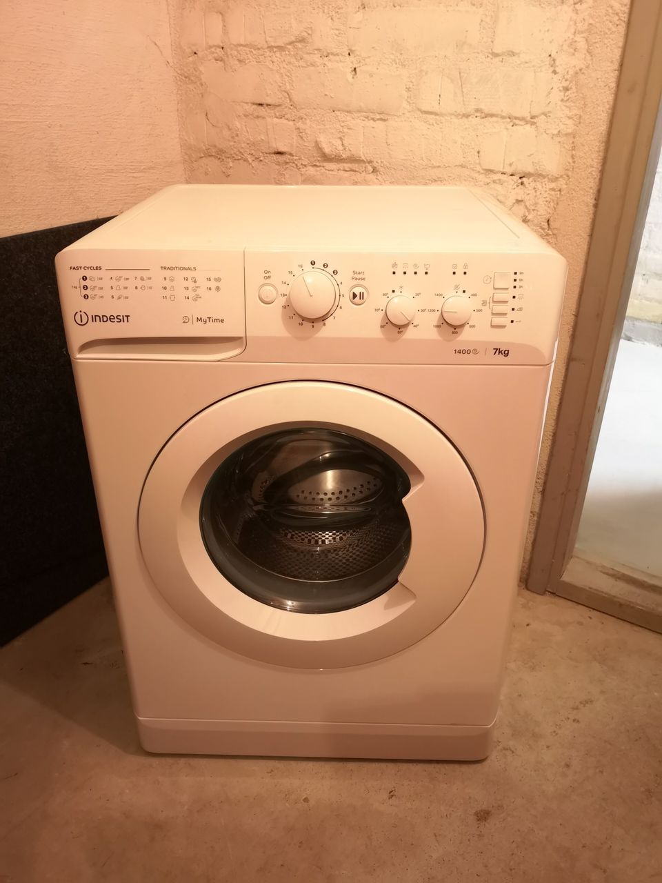 INDESIT MYTIME MTWC 71452 W EU 7kg PYYKINPESUKONE