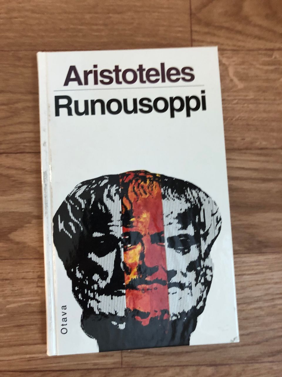 Aristoteles: Runousoppi