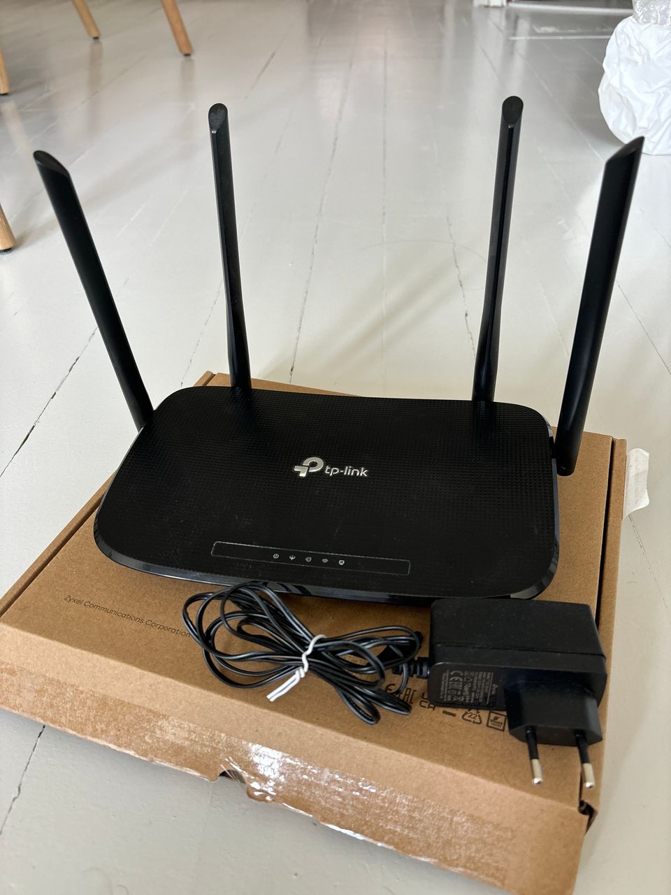 Router/reititin TP link archer VR300