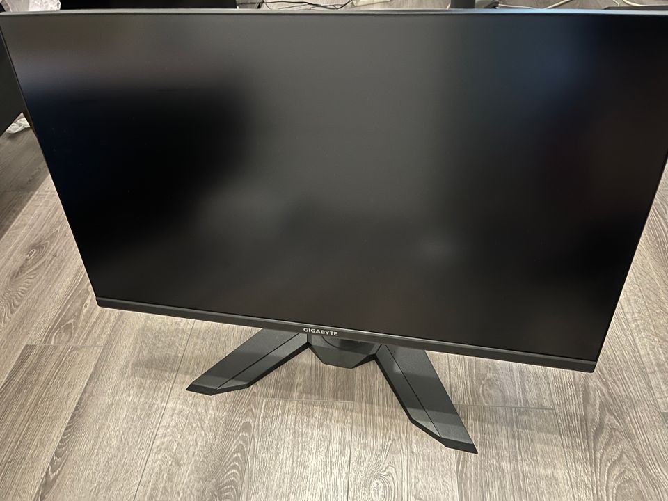 Gigabyte 31,5" M32U, 144Hz 4K UHD -pelimonitori, musta