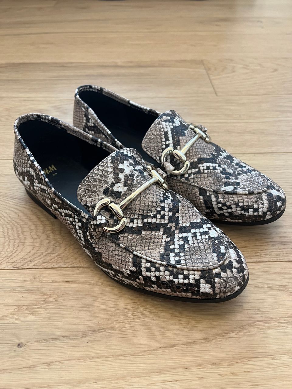 Loaferit koko 36