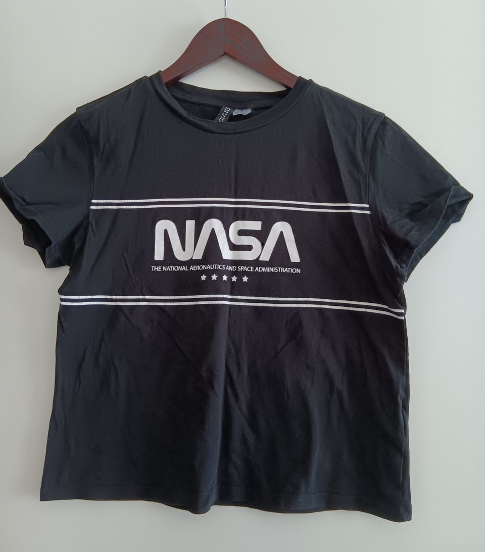 T-paita NASA S