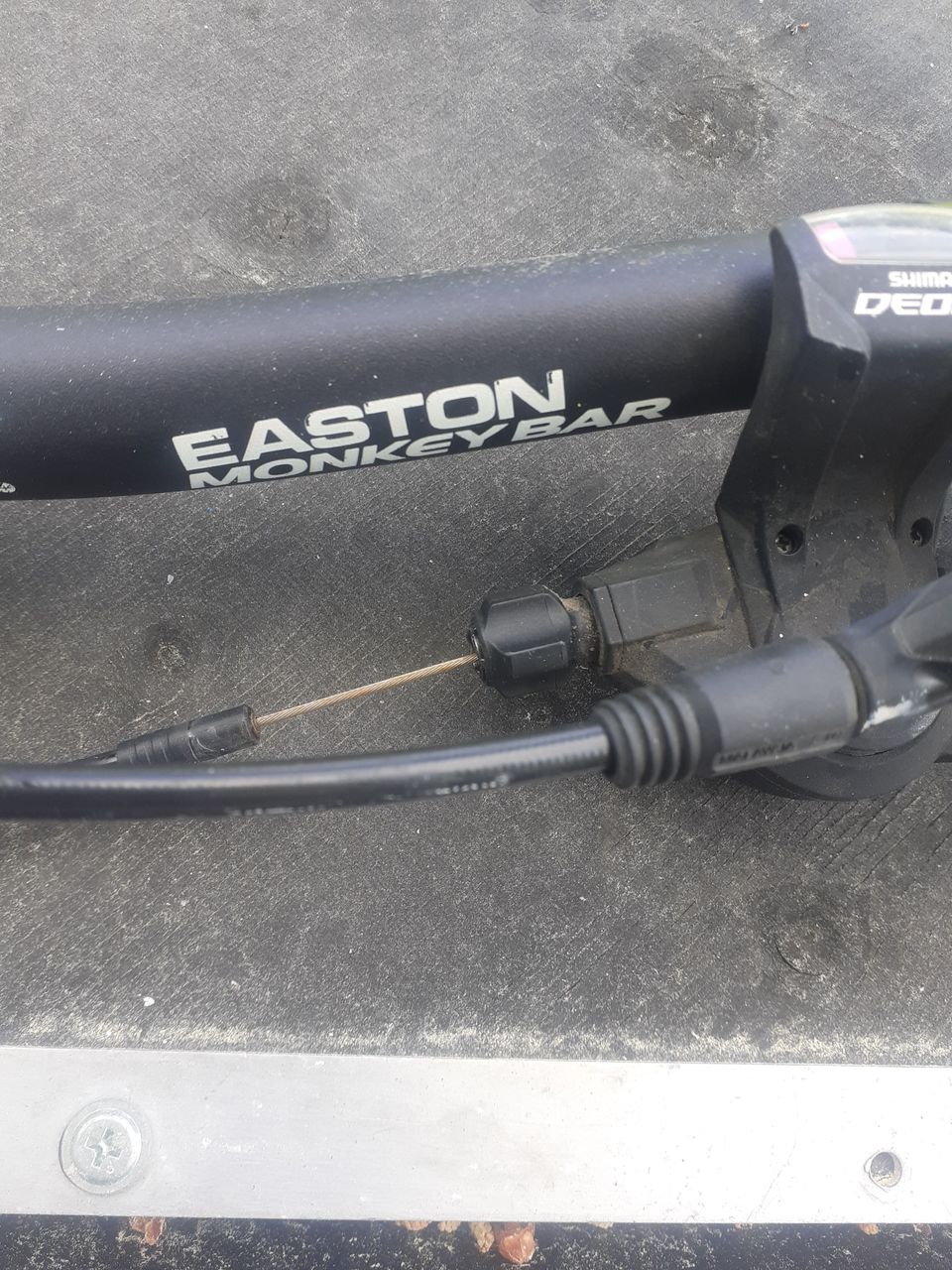 Ohjaustanko. Easton